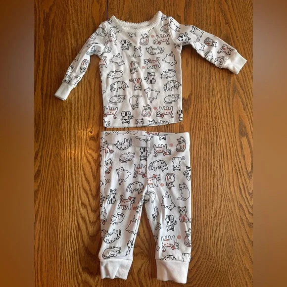 3 Matching Sets - Picture 5 of 6